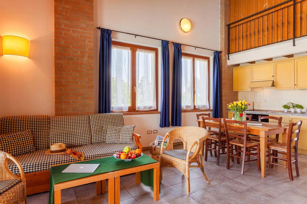 Camping Piantelle Moniga del Garda Exterior foto